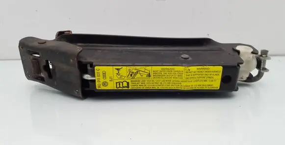 Audi A3 S3 8P Lift Jack 1K0011031C