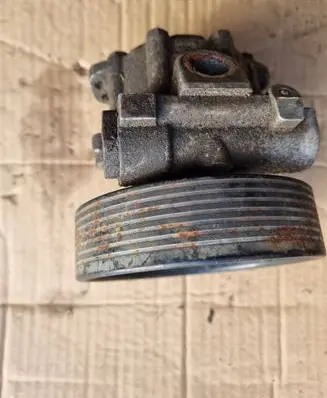 Ford Galaxy Power steering pump pulley 021145255A
