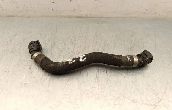 Peugeot 208 II Engine coolant pipe/hose 765