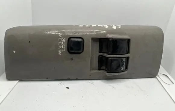 Mitsubishi Space Runner Electric window control switch 8861e65