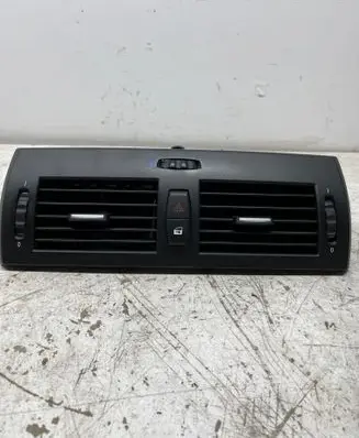 BMW X3 E83 Dash center air vent grill 3415965