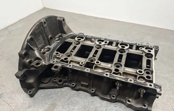 Peugeot 3008 I Oil sump 9685737310