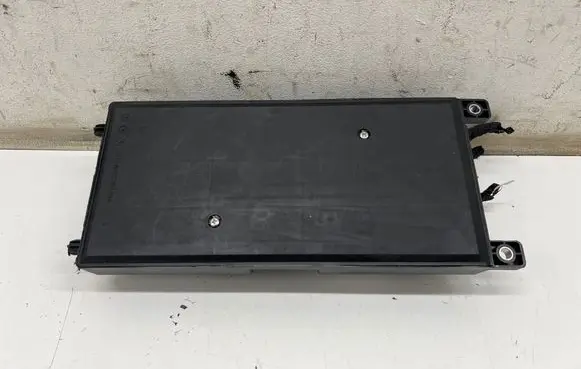 Jaguar I-Pace Central body control module M8E214F041BB