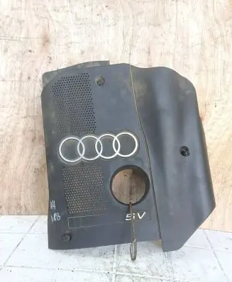 Audi A4 S4 B5 8D Engine cover (trim) 058103724Q 058103724