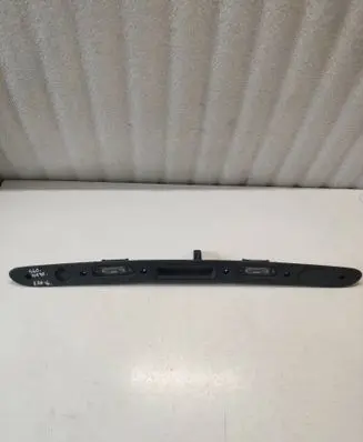 Volvo S60 Trunk door license plate light bar 31391197