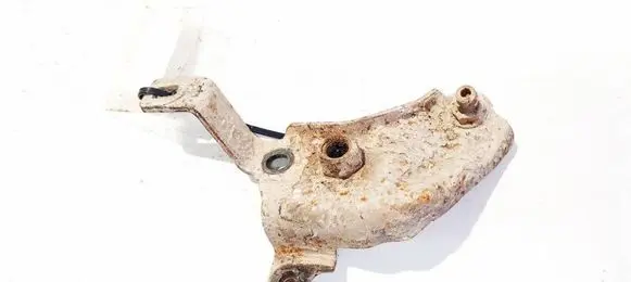 Honda Accord Bracket in trunk/boot 