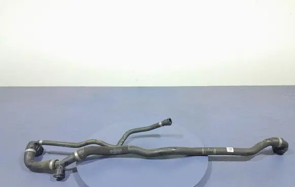 BMW Z4 E85 E86 Engine coolant pipe/hose 8653603