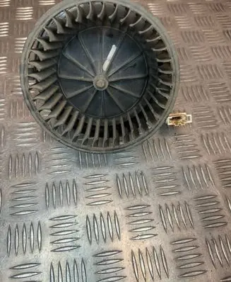 Volkswagen Multivan T4 Heater fan/blower 701819021B 5399386120