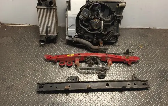 Nissan Juke I F15 Front piece kit 