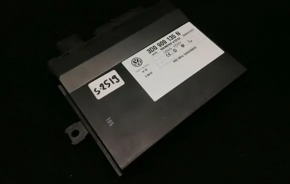 Porsche Cayenne (9PA) Keyless (KESSY) go control unit/module 3D0909135N