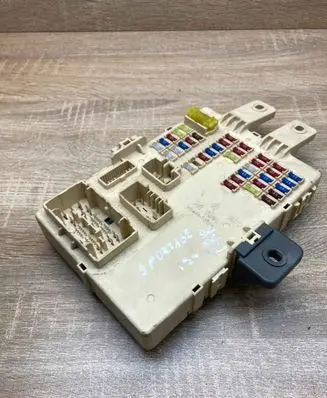 KIA Sportage Fuse module 919503W040