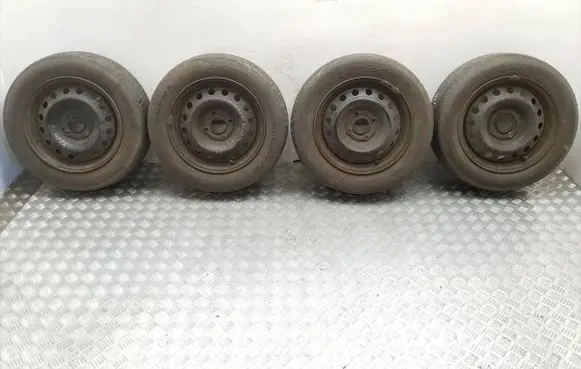 Nissan Almera R15 steel rim 