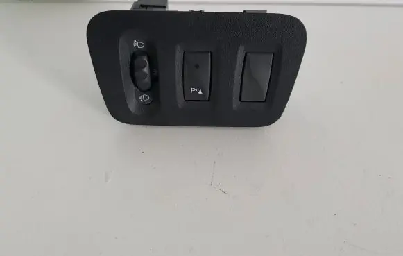 Opel Movano B Headlight level height control switch 8200379685