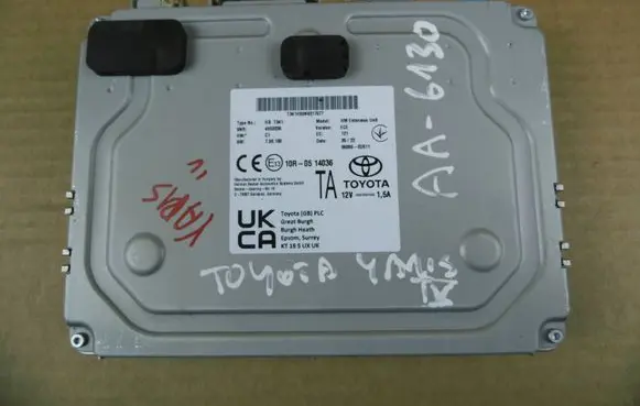 Toyota Yaris XP210 Gateway control module 868000D011