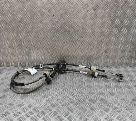 Mercedes-Benz A W176 Gear shift cable linkage A1763600373