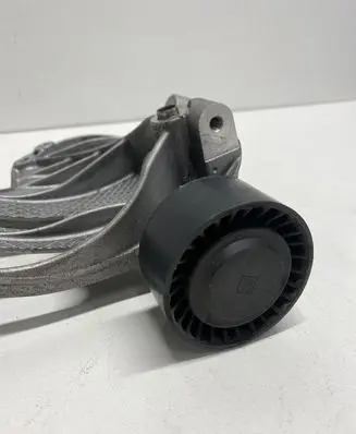 BMW 5 F10 F11 A/C compressor mount bracket 7585167 69603A1 21038310