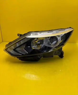 Nissan Qashqai Headlight/headlamp 10018013