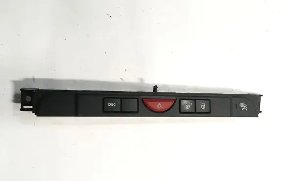 Land Rover Discovery 3 - LR3 Hazard light switch YUL501290 8H2213D734AA 080313