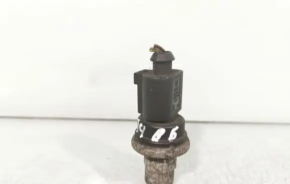 Audi A4 S4 B6 8E 8H Air conditioning (A/C) pressure sensor 