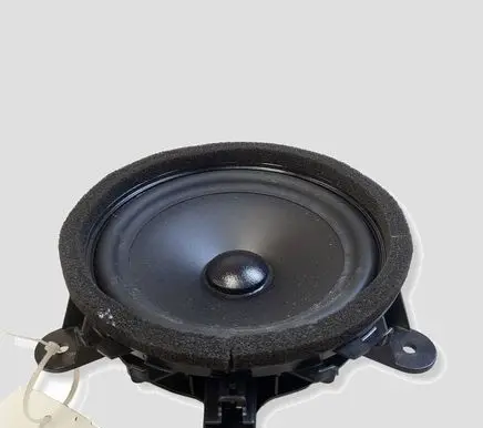 Volvo V40 Rear door speaker 8676891 13W42H0052