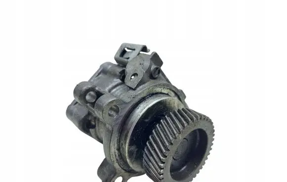 Mazda 6 Power steering pump mounting bracket 