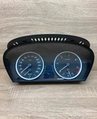 BMW 5 E60 E61 Speedometer (instrument cluster) 6974576 110080213