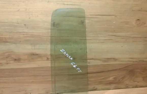 Opel Zafira A Rear vent window glass 