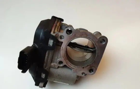 Peugeot 2008 I Throttle valve 9807238580