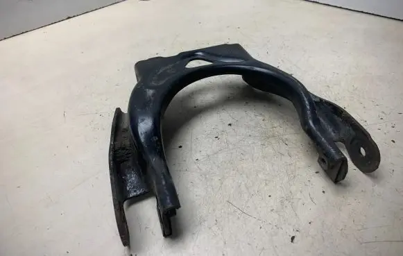 Peugeot 407 Front upper control arm/wishbone 446332E