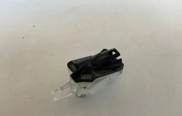 Audi Q5 SQ5 Front door handle light (exterior) 8W0947134