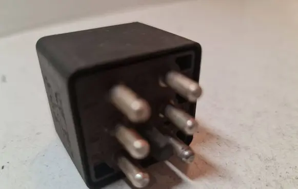 BMW 5 E34 Other relay 0332002178 567181