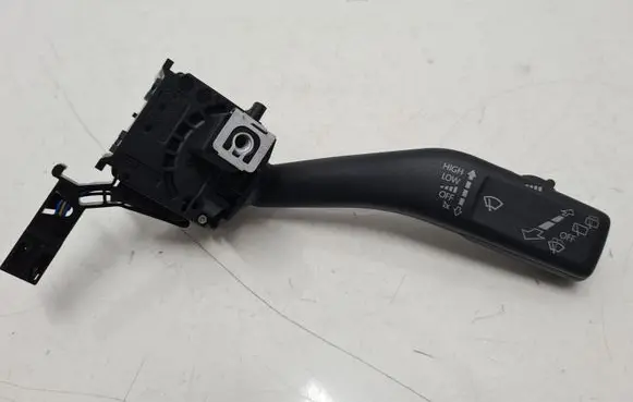 Volkswagen Golf V Wiper control stalk 1K0953519H