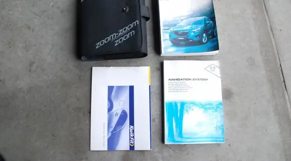 Mazda CX-5 Owners service history hand book 150KM KD46A