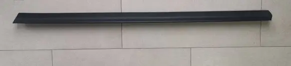 Volkswagen Golf III Front door trim (molding) 1H4853516