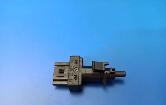 Mercedes-Benz B W245 Brake pedal sensor switch 0045452114
