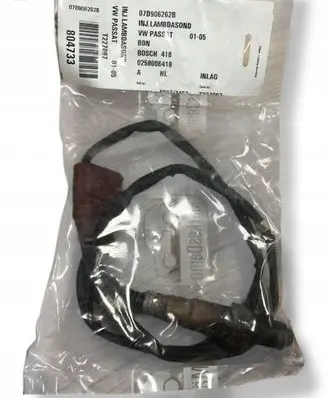 Volkswagen PASSAT B6 Lambda probe sensor 07D906262B