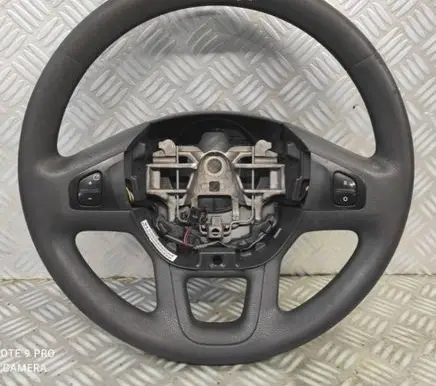 Renault Trafic III (X82) Steering wheel 484000016R 341381560 8156606810491