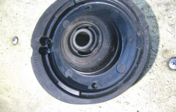 Citroen C3 Coil spring mount 5038918058 F281748629