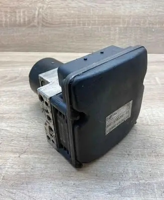 BMW 5 E60 E61 ABS Pump 6783360 6783362 0265250217