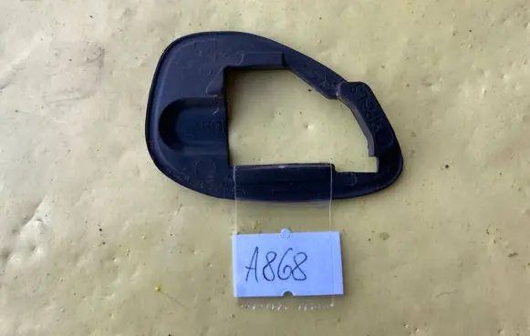 Mercedes-Benz A W169 Front door handle cover A1697660105