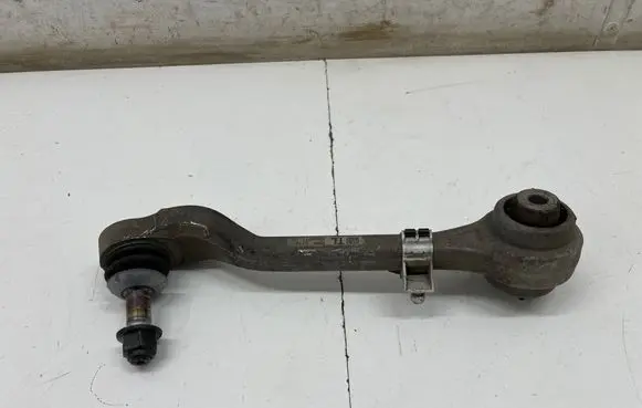 BMW 3 G20 G21 Front lower control arm/wishbone 6898071
