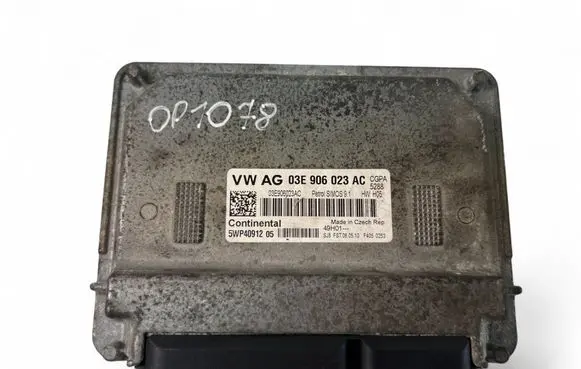 Skoda Fabia Mk2 (5J) Engine control unit/module ECU 03E906023AC