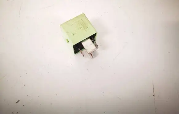 Volkswagen Golf VI Other relay 4H0951253A V23136J0006X079