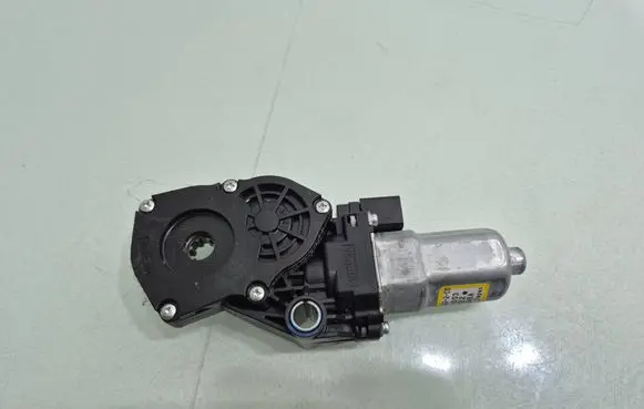 Infiniti QX60 L50 Seat adjustment motor 23459472220 WR14003