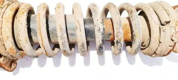 Jeep Cherokee Front coil spring 