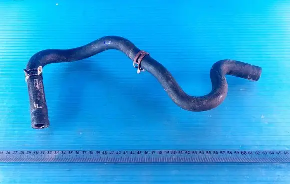 Ford Fiesta Engine coolant pipe/hose 8V218K276BE