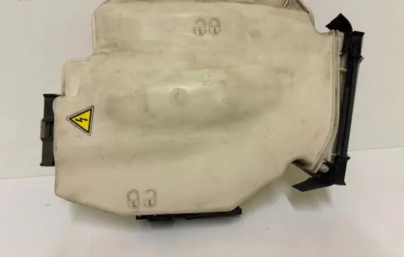 BMW 1 E81 E87 Fuse box cover 7544575 12907544575 58650910