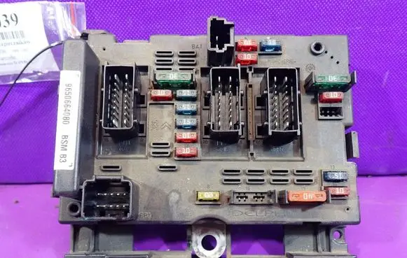 Peugeot 206 CC Fuse box set
