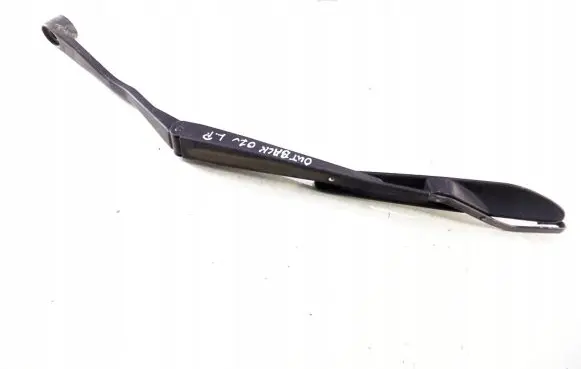 Subaru Outback Front wiper blade arm