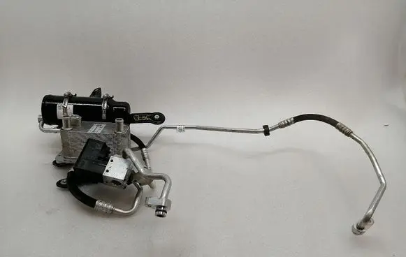 Porsche Taycan 9J1 Air conditioning (A/C) air dryer 9J1816412 992820077A